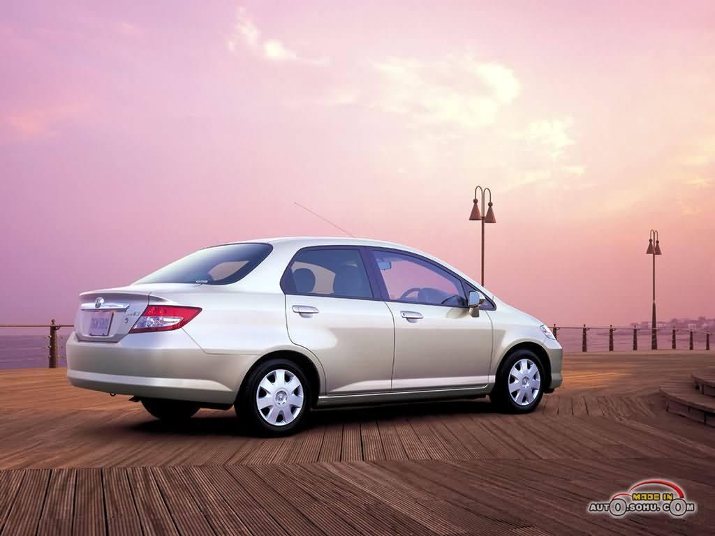 ������ ������������� ������ - Fit Aria 1.3i (86Hp) 4WD