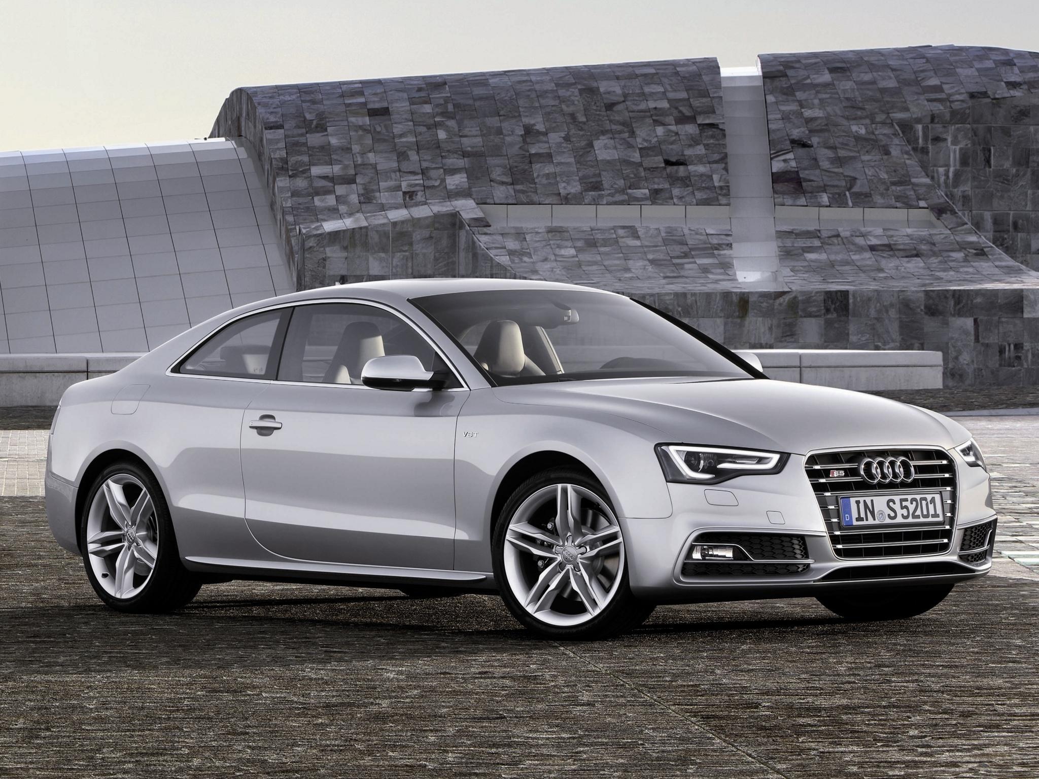 ������ ������������� ������ - S5 I Facelift Coupe 3.0 AT (333 �.�.) 4WD