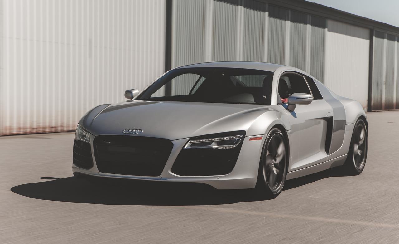 ������ ������������� ������ - R8 II Coupe V10 plus 5.2 AT (610 �.�.) 4WD