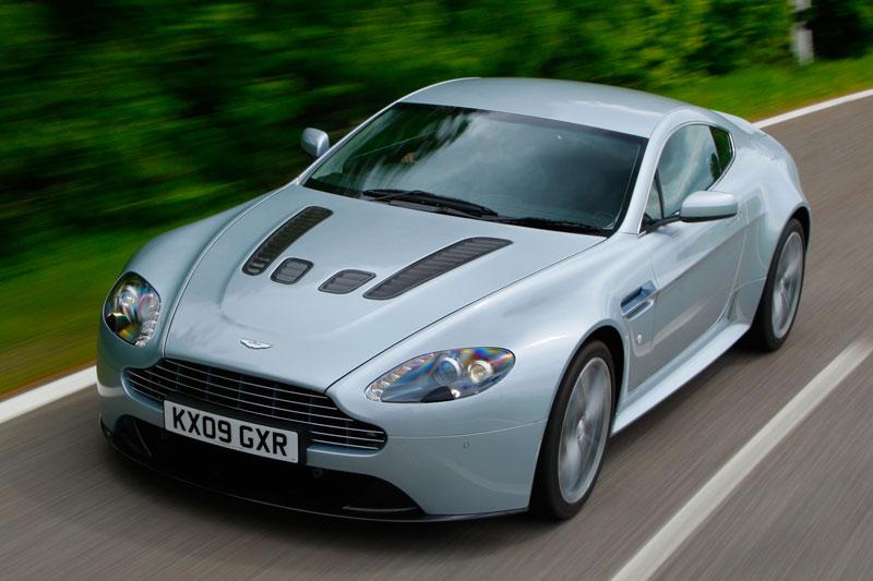 ������ ������������� ������ - V12 Vanquish II Coupe 5.9 AT (573 �.�.)