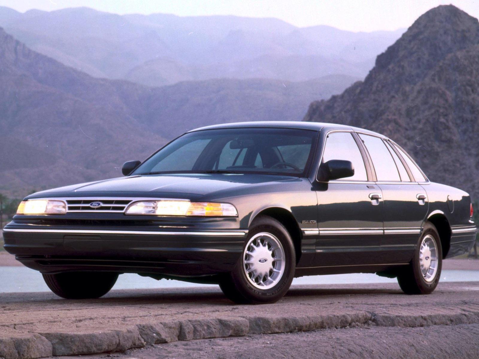 ������ ������������� ������ - Crown Victoria II 4.6 V8 213 �.�.