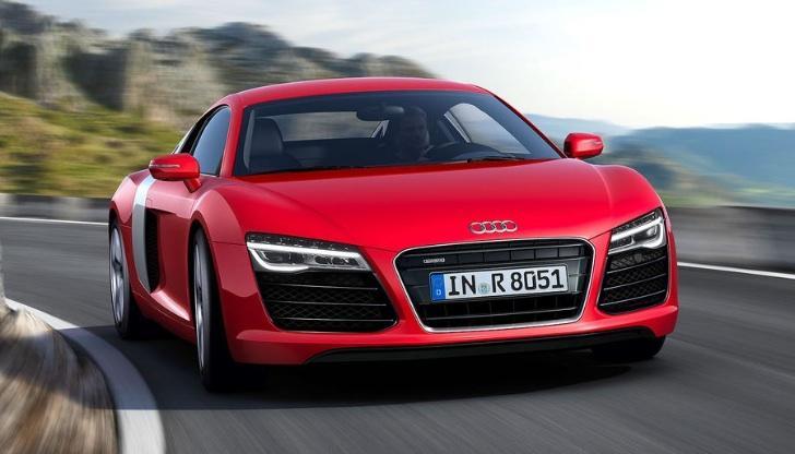 ������ ������������� ������ - R8 Coupe Facelift 4.2 AT (430 �.�.) 4WD