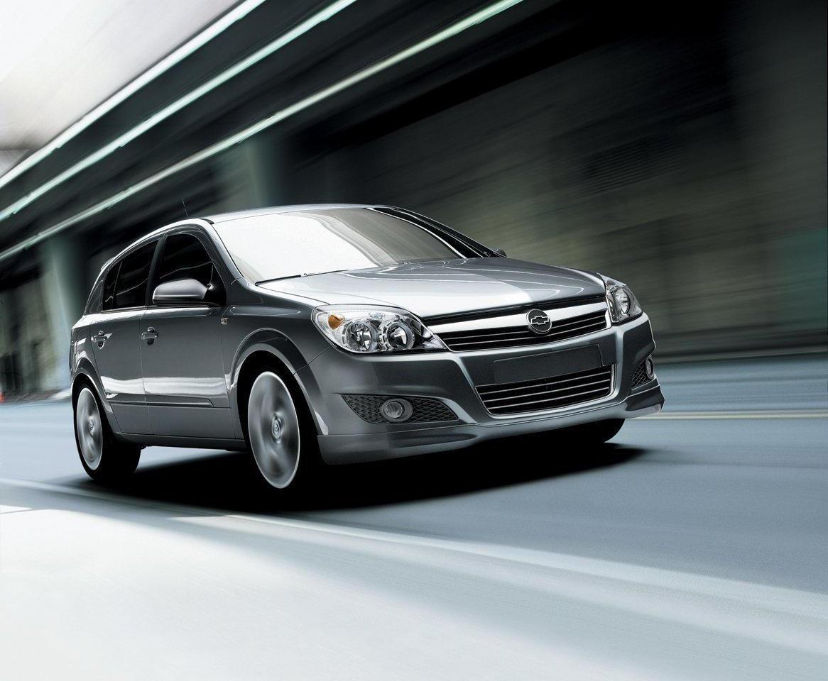 ������ ������������� ������ - Astra 2.0 TDi 101 �.�.