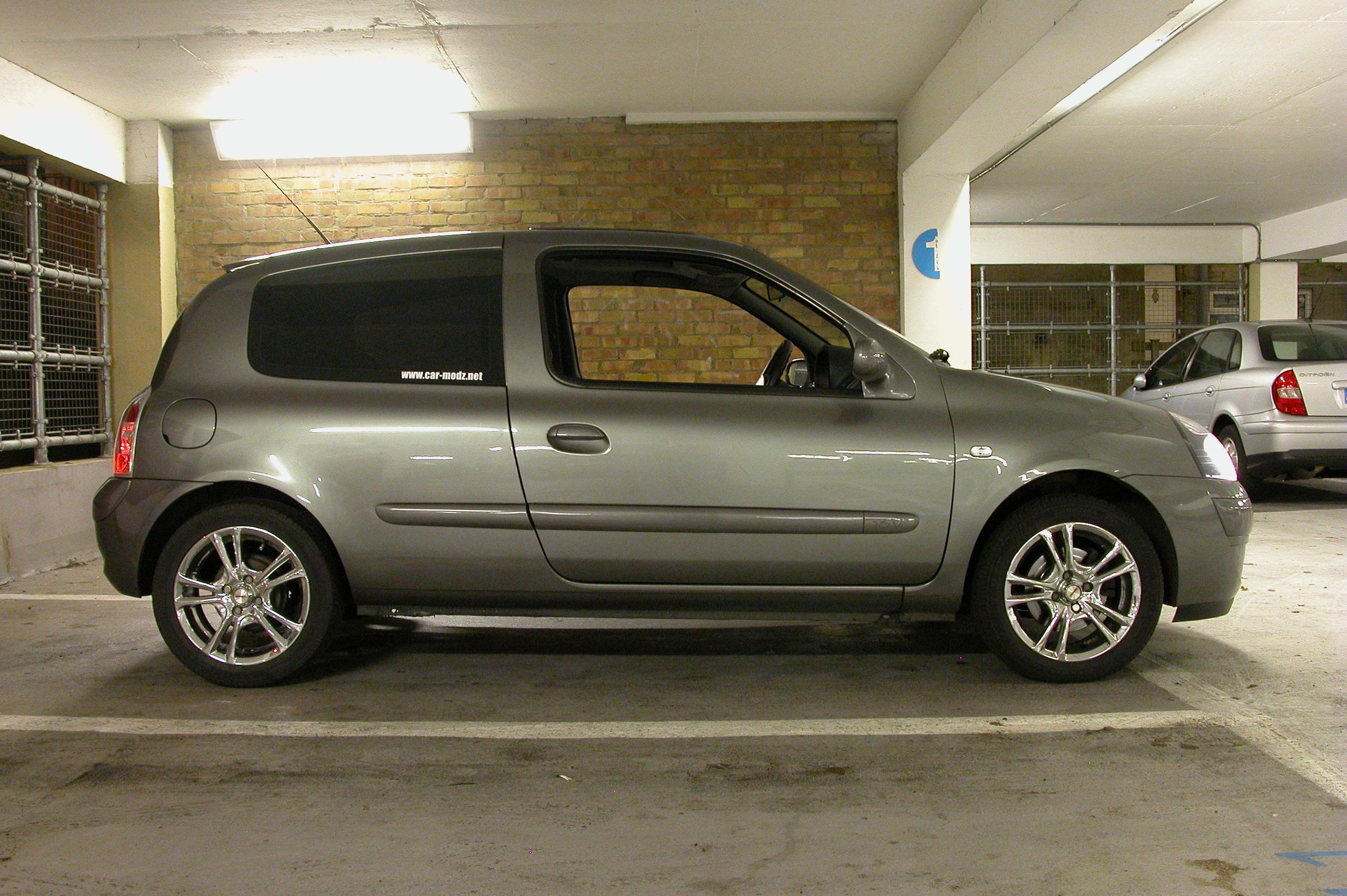������ ������������� ������ - Clio II (B/C/SB0) 1.5 dCi 82 �.�.